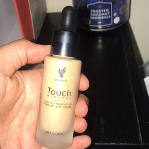 Younique Liquid Touch Foundation